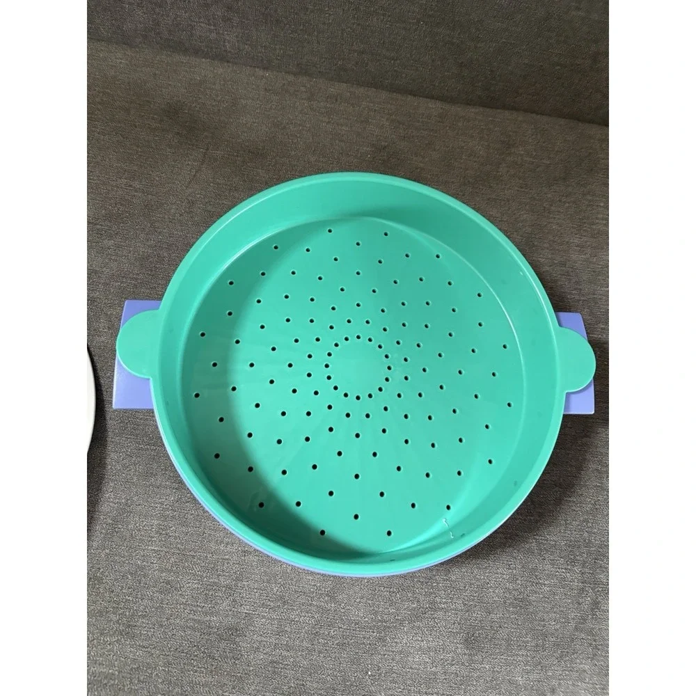 Tupperware Vintage 3-Piece Microwave Steamer Purple, White, And Teal‎ Colors.